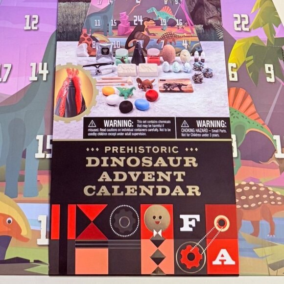 FAO Schwarz Christmas Dinosaur Advent Calendar Countdown STEM Toy Set For Kids - Picture 8 of 11